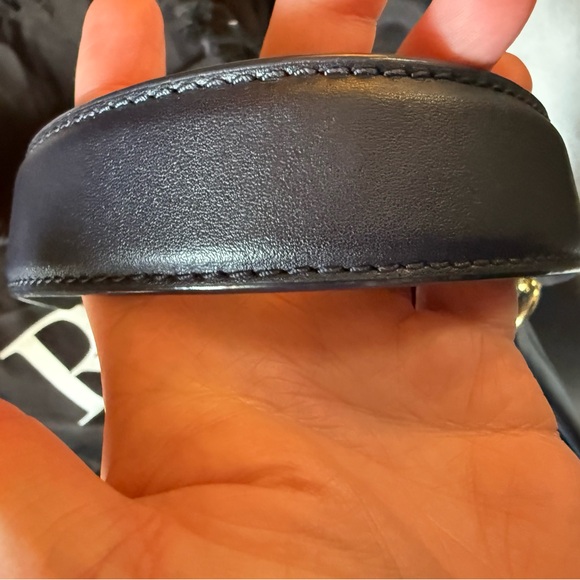 Ralph Lauren Navy Leather Drawstring Shoulder Bucket Bag with Gold RL Accent - Picture 3 of 9